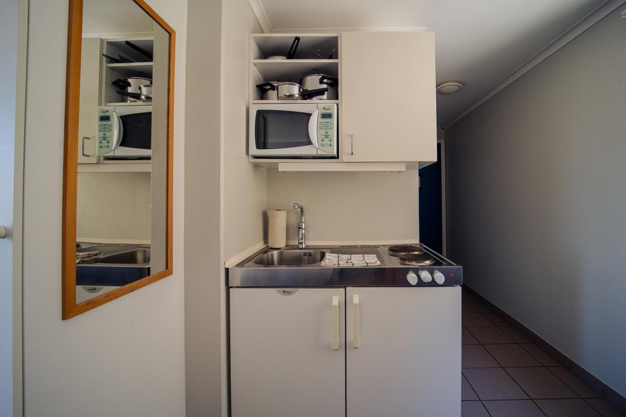 Ravinstigen - Visby Laegenhetshotell Zimmer foto